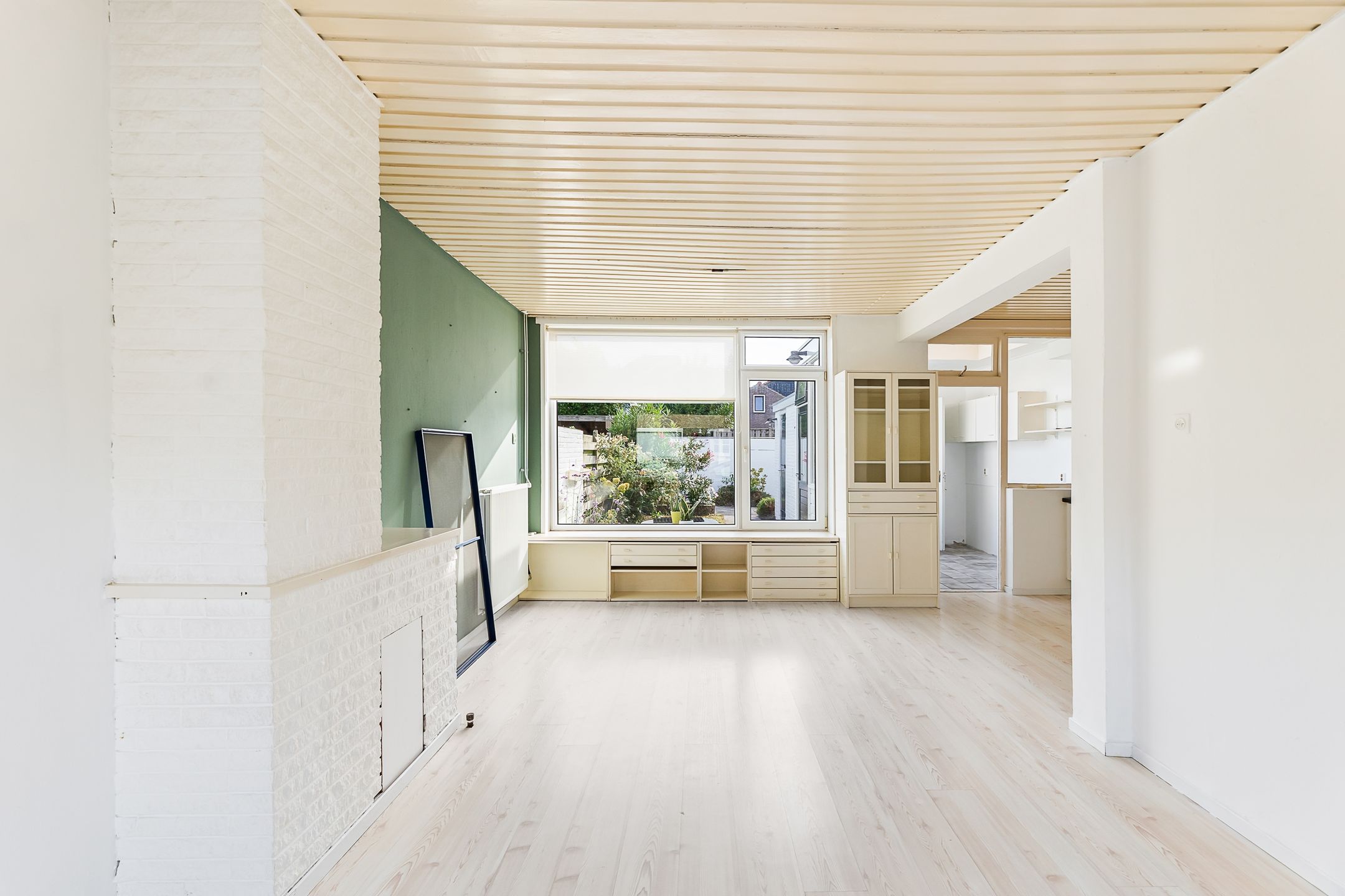 Photo 15 of Donker Curtiusstraat 15