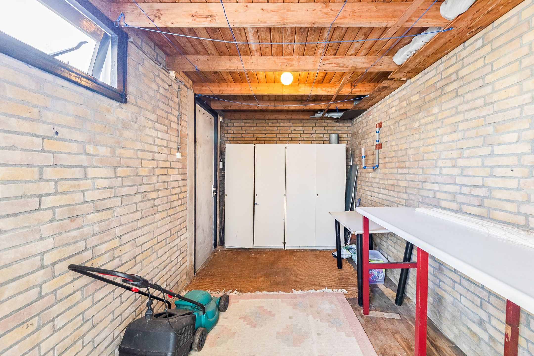 Photo 21 of Donker Curtiusstraat 15