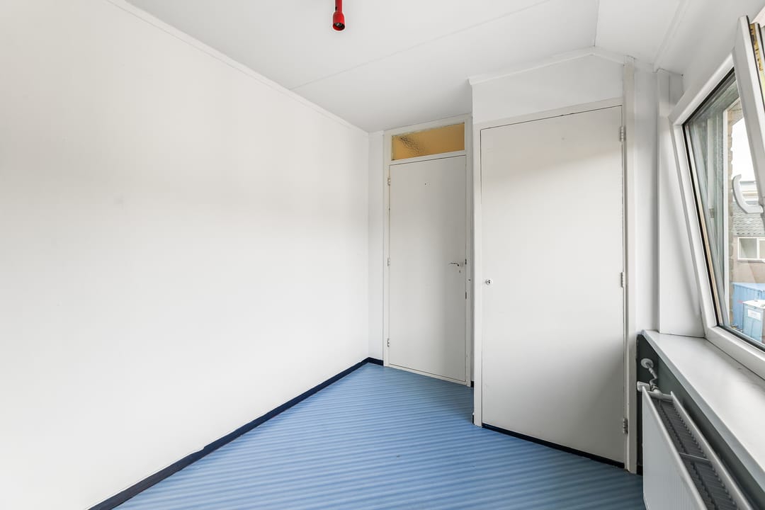 Photo 32 of Donker Curtiusstraat 15