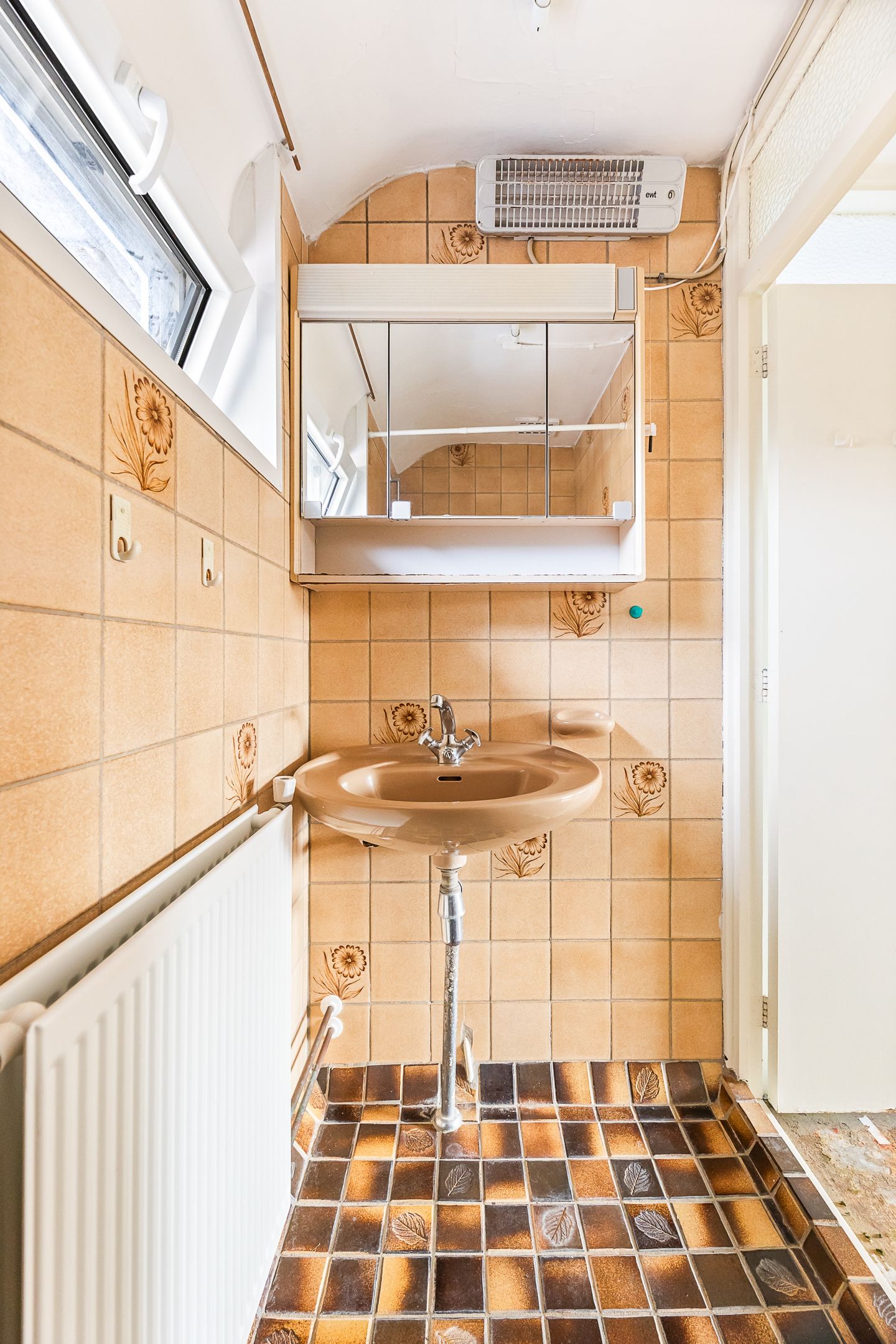 Photo 35 of Donker Curtiusstraat 15