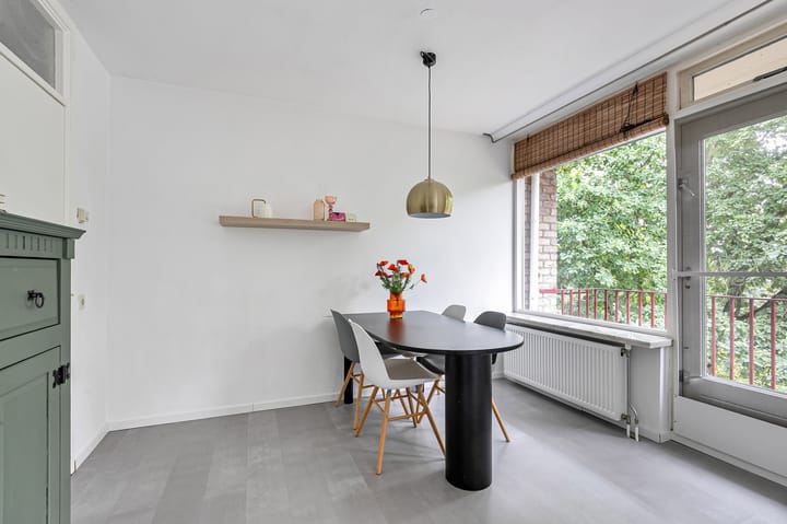 Foto 3 van Stadswal 24-C