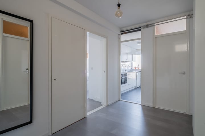 Foto 6 van Stadswal 24-C