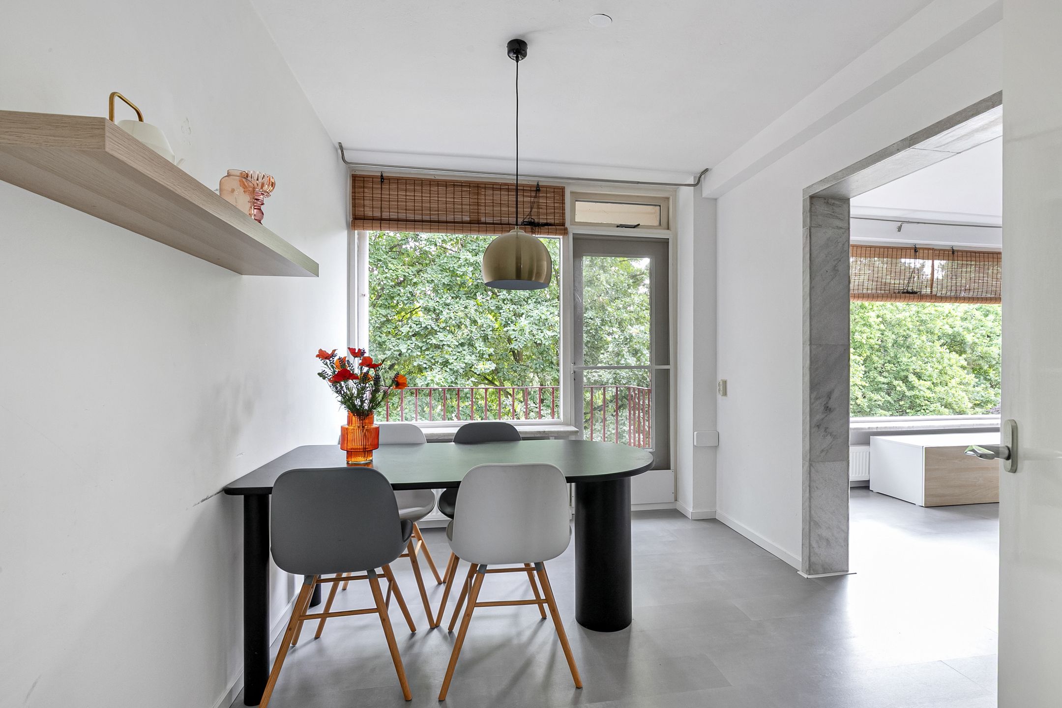 Foto 12 van Stadswal 24-C