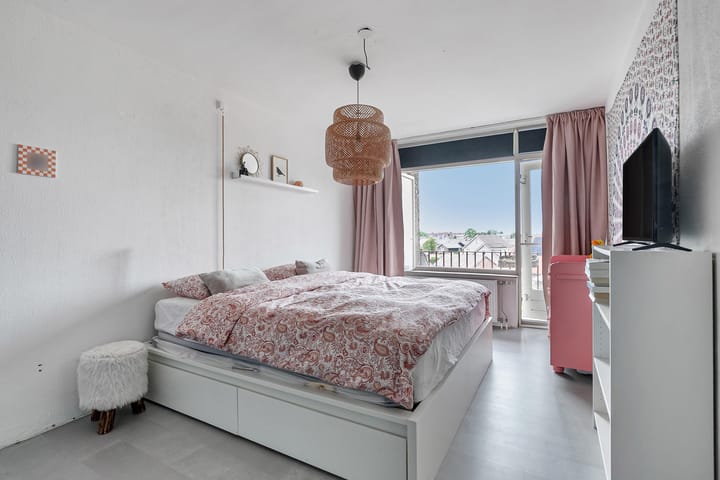 Foto 16 van Stadswal 24-C