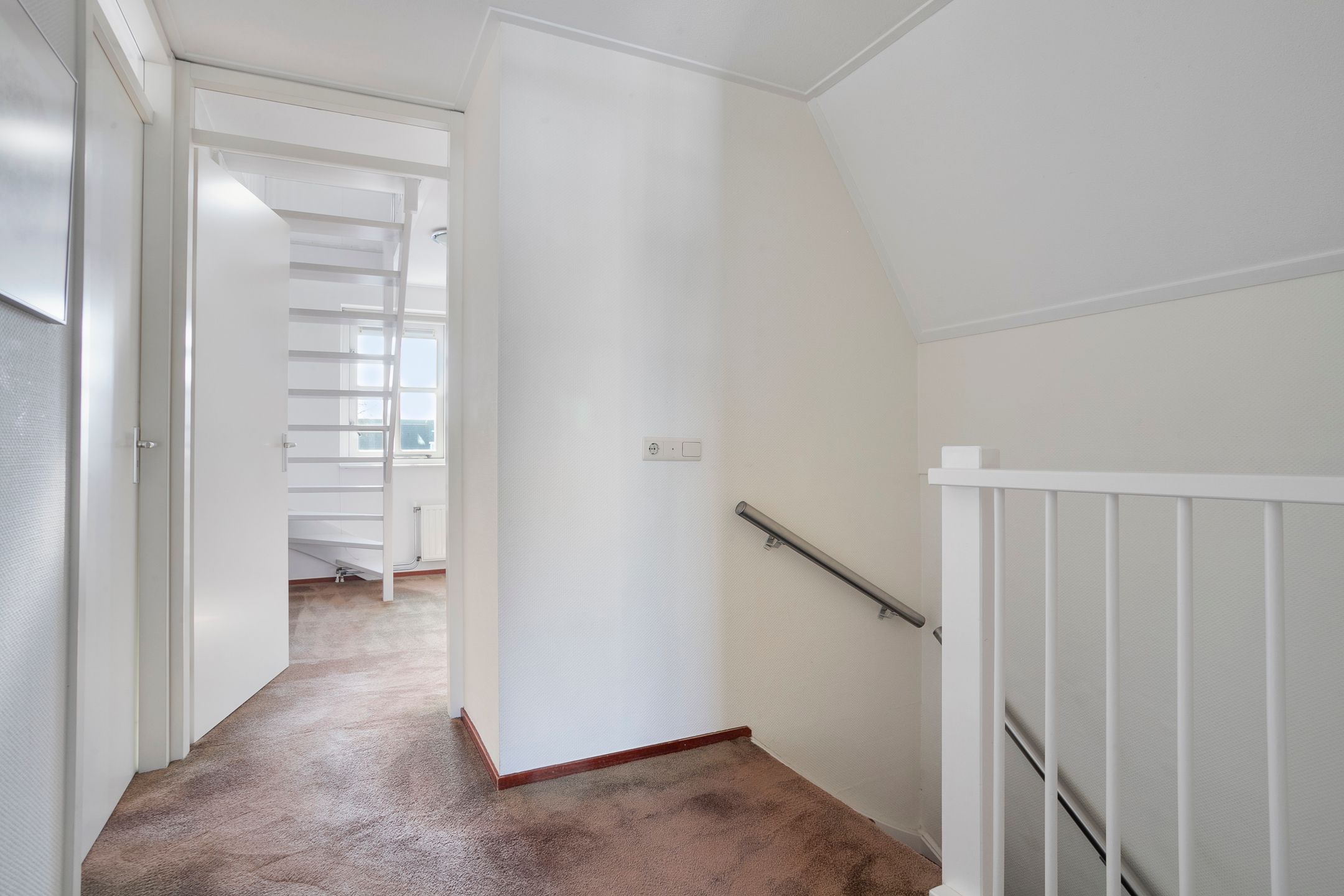 Foto 30 van W.F. Hermanslaan 23