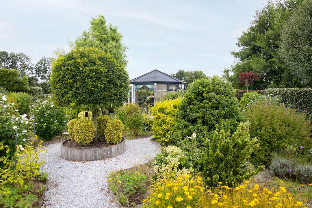 Photo 77 of Saint Rémylaan 44