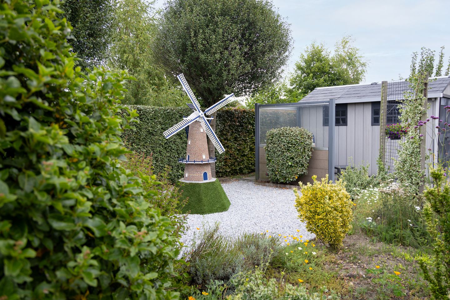 Photo 80 of Saint Rémylaan 44