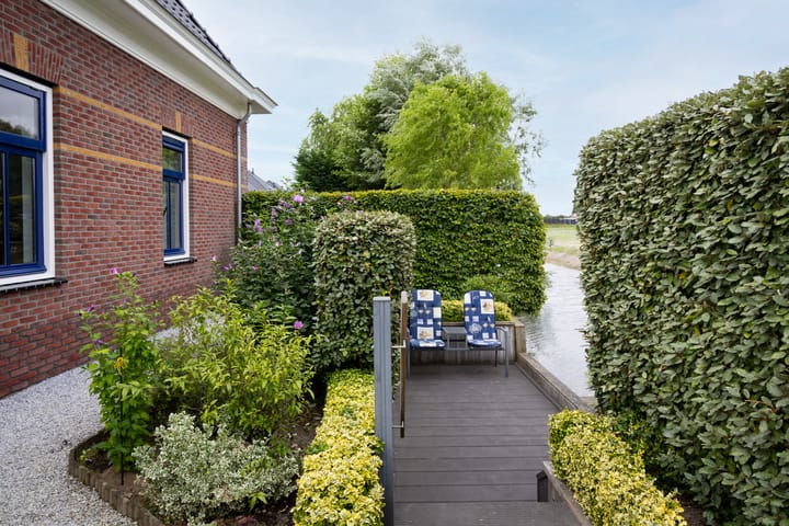 Photo 84 of Saint Rémylaan 44