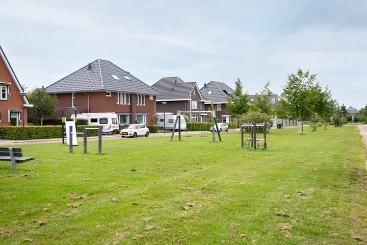 Photo 91 of Saint Rémylaan 44