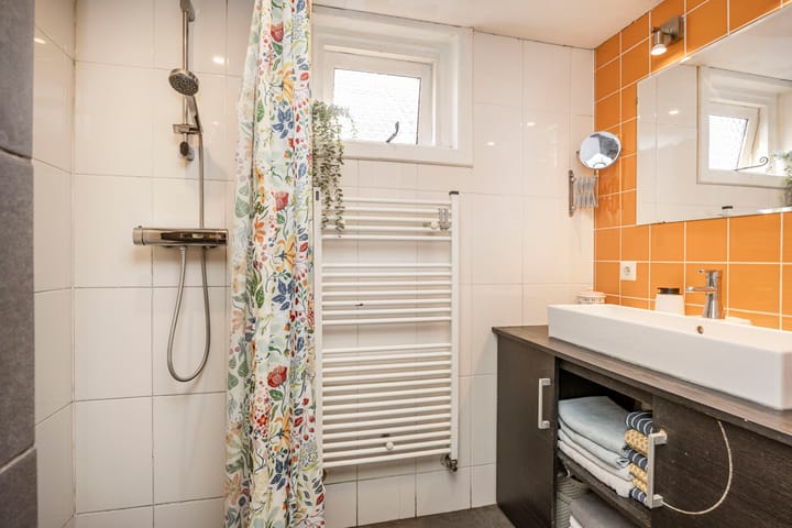 Photo 4 of Binnenweg 2