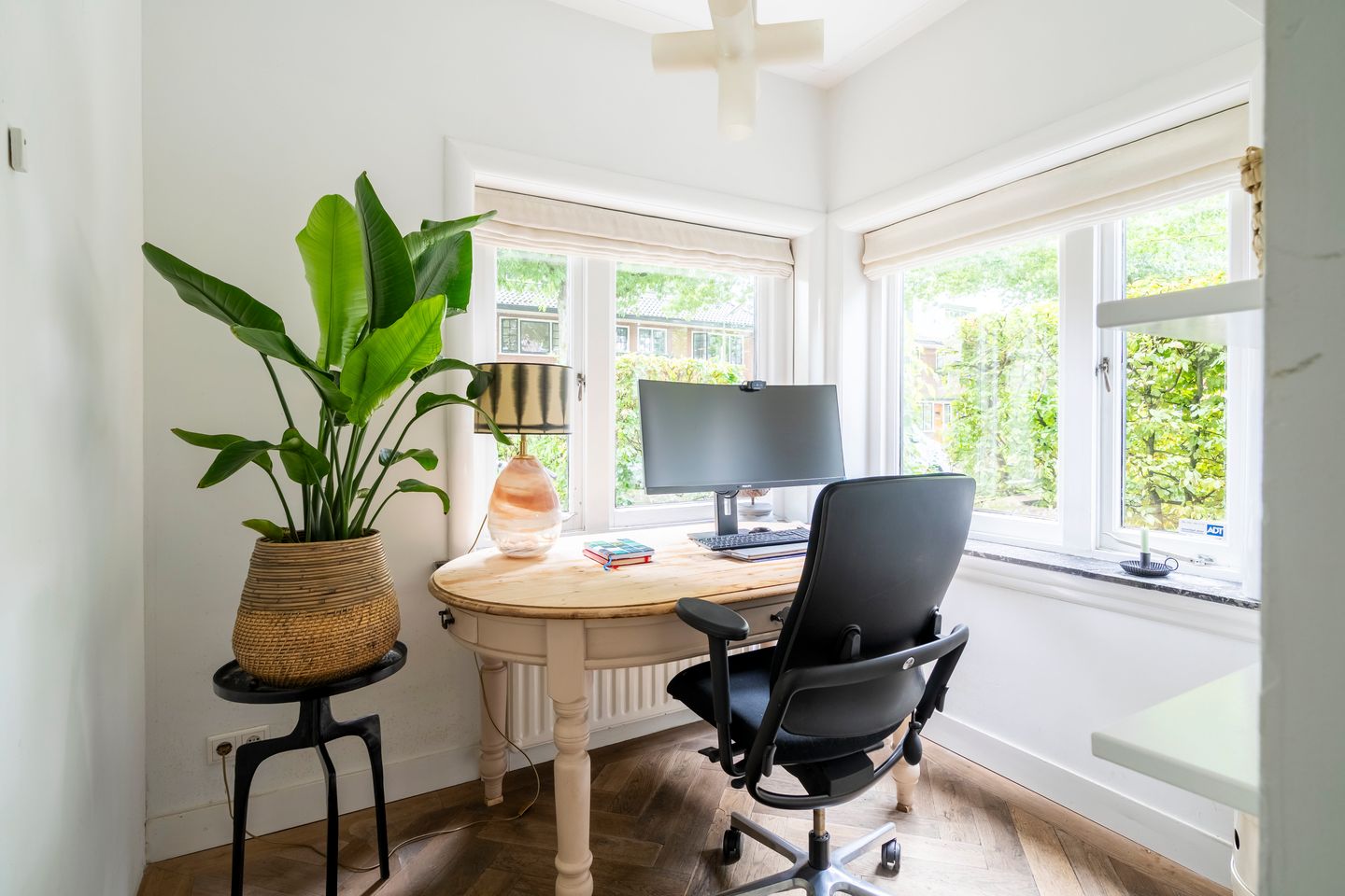 Foto 10 van Voltastraat 10