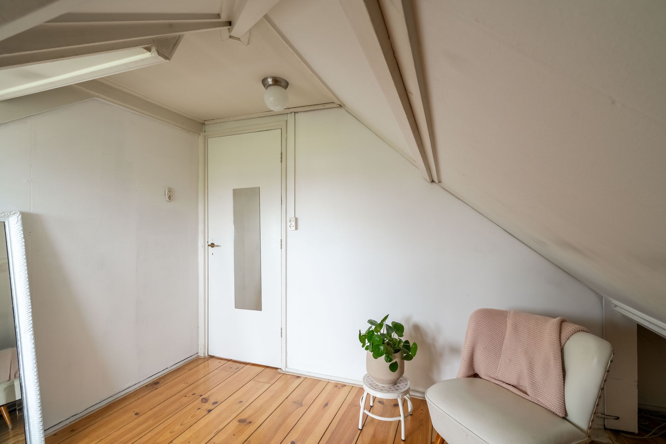 Foto 54 van Voltastraat 10