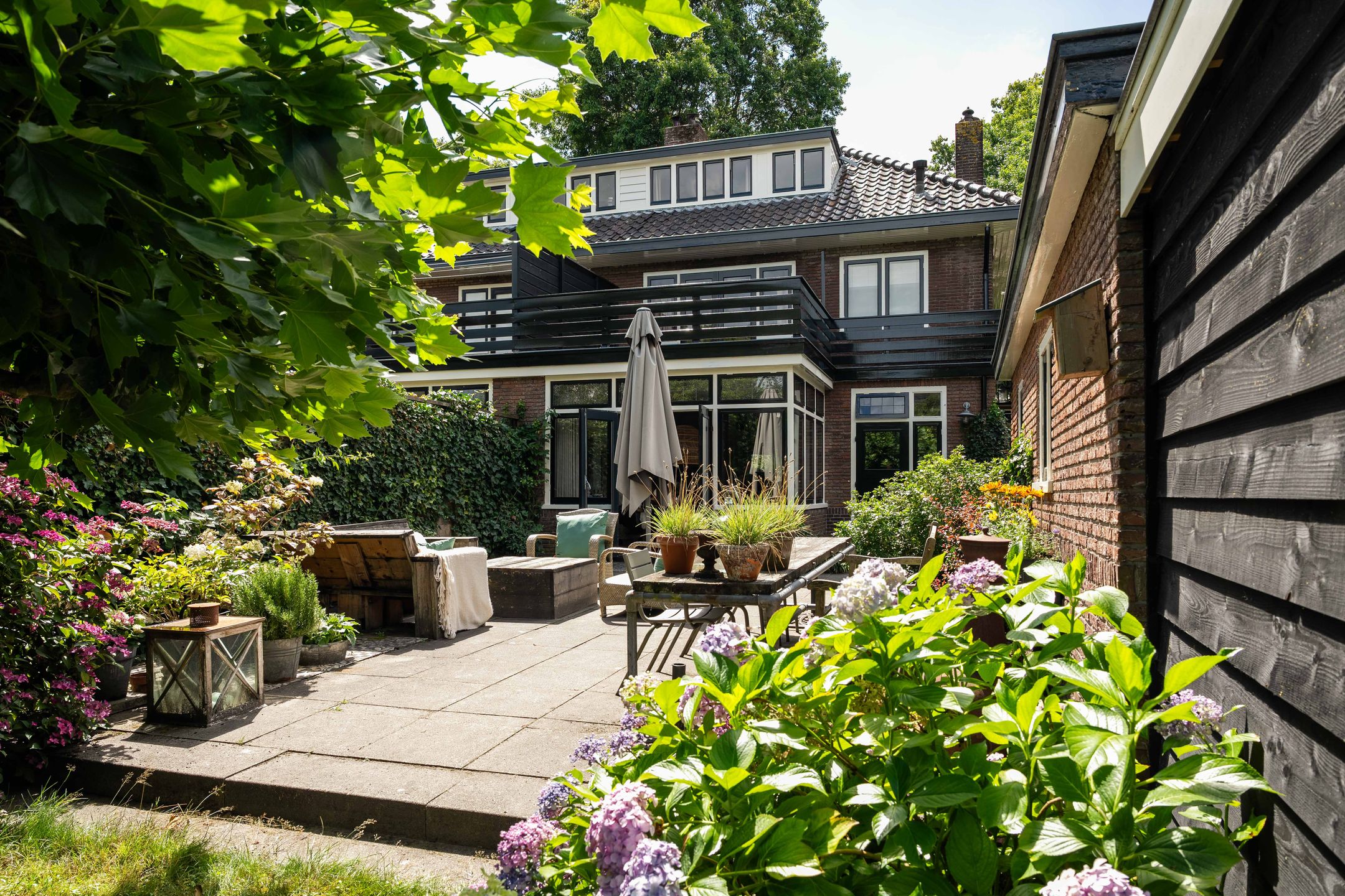 Foto 63 van Voltastraat 10