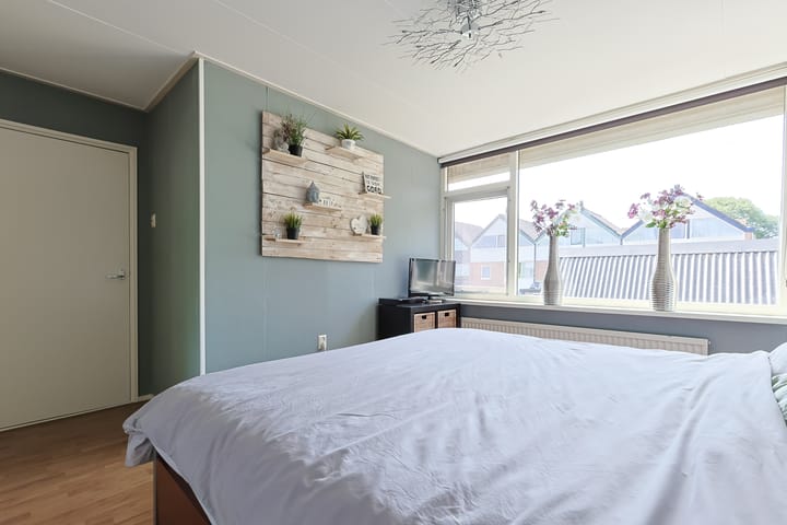 Foto 18 van Meidoornlaan 24