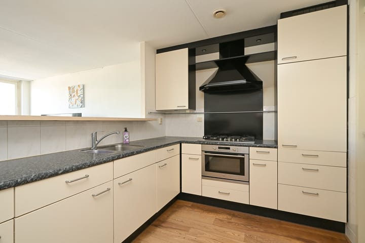 Foto 9 van Gevers Deynootweg 79-C