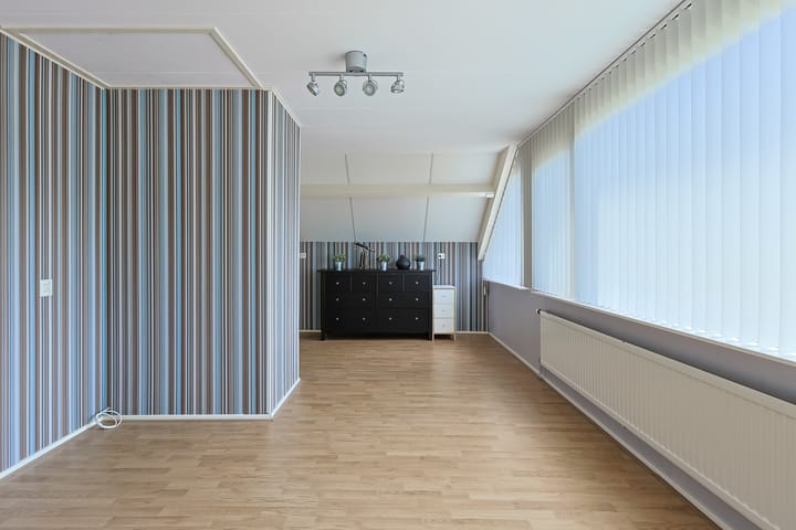 Foto 33 van Meidoornlaan 24