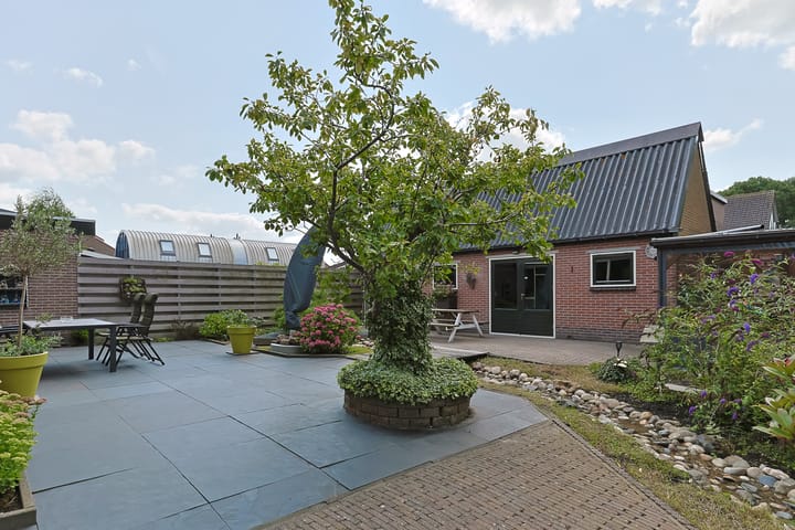 Foto 36 van Meidoornlaan 24