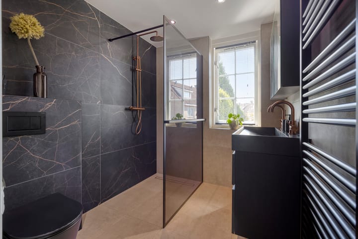 Foto 2 van Bellefleur 111