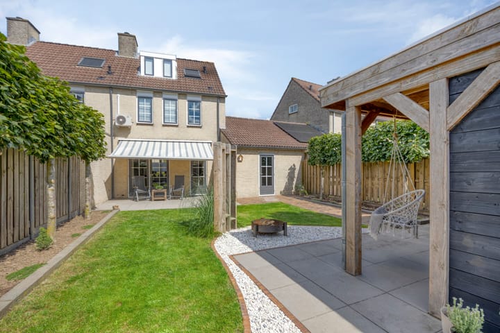 Foto 48 van Bellefleur 111