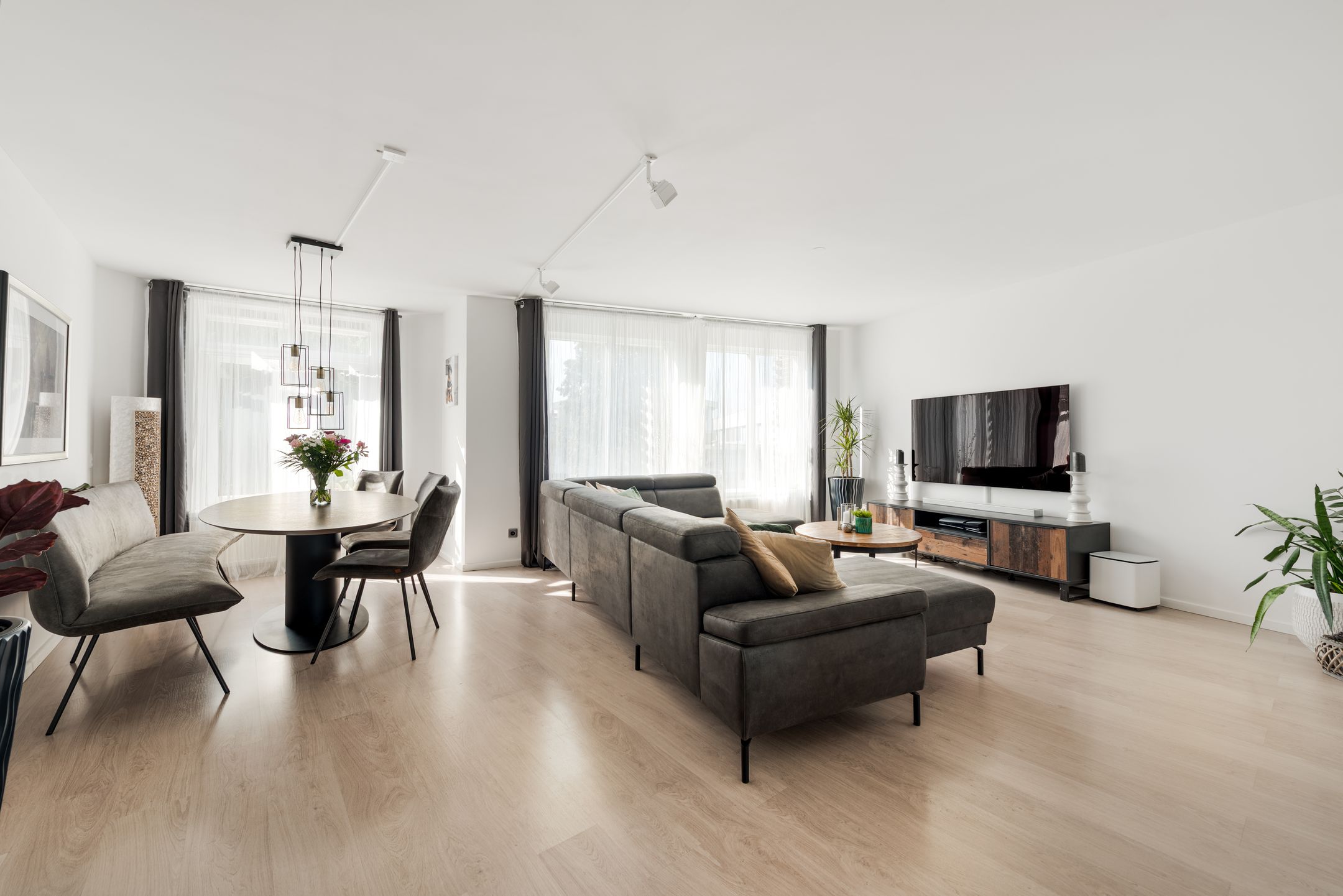 Photo 3 of Binnenhof 22