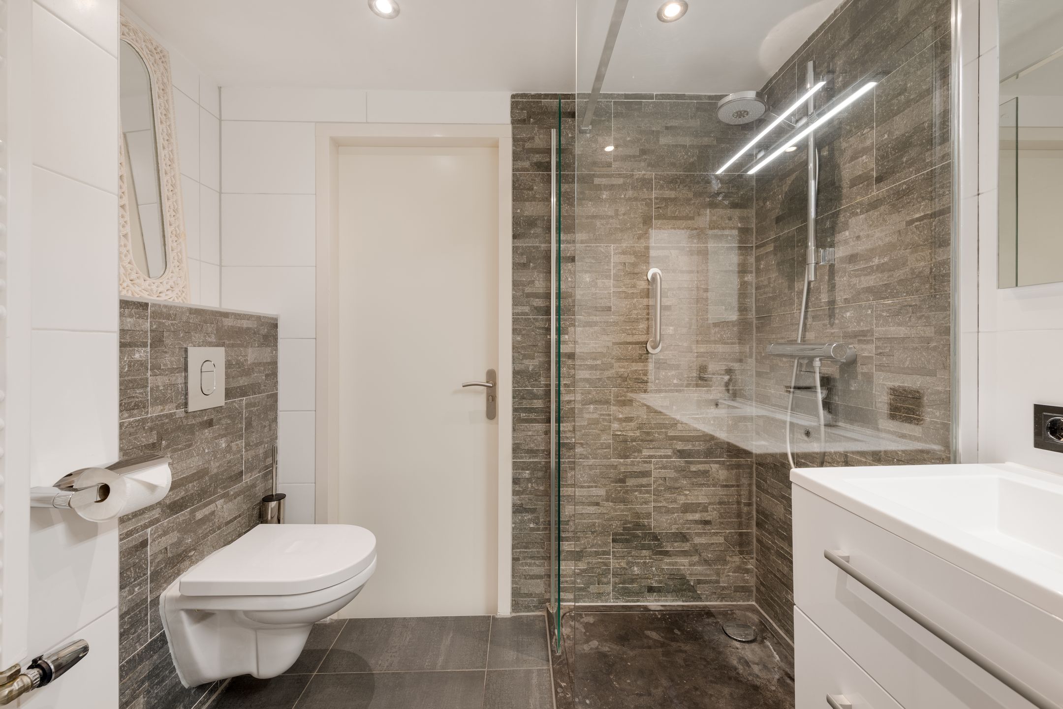 Photo 24 of Binnenhof 22