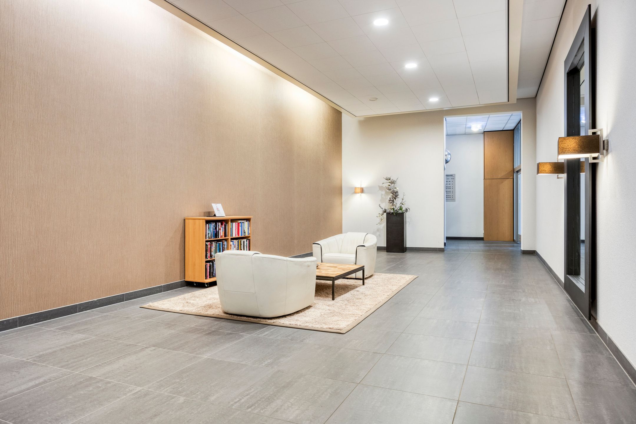 Foto 3 van Koningsschild 44