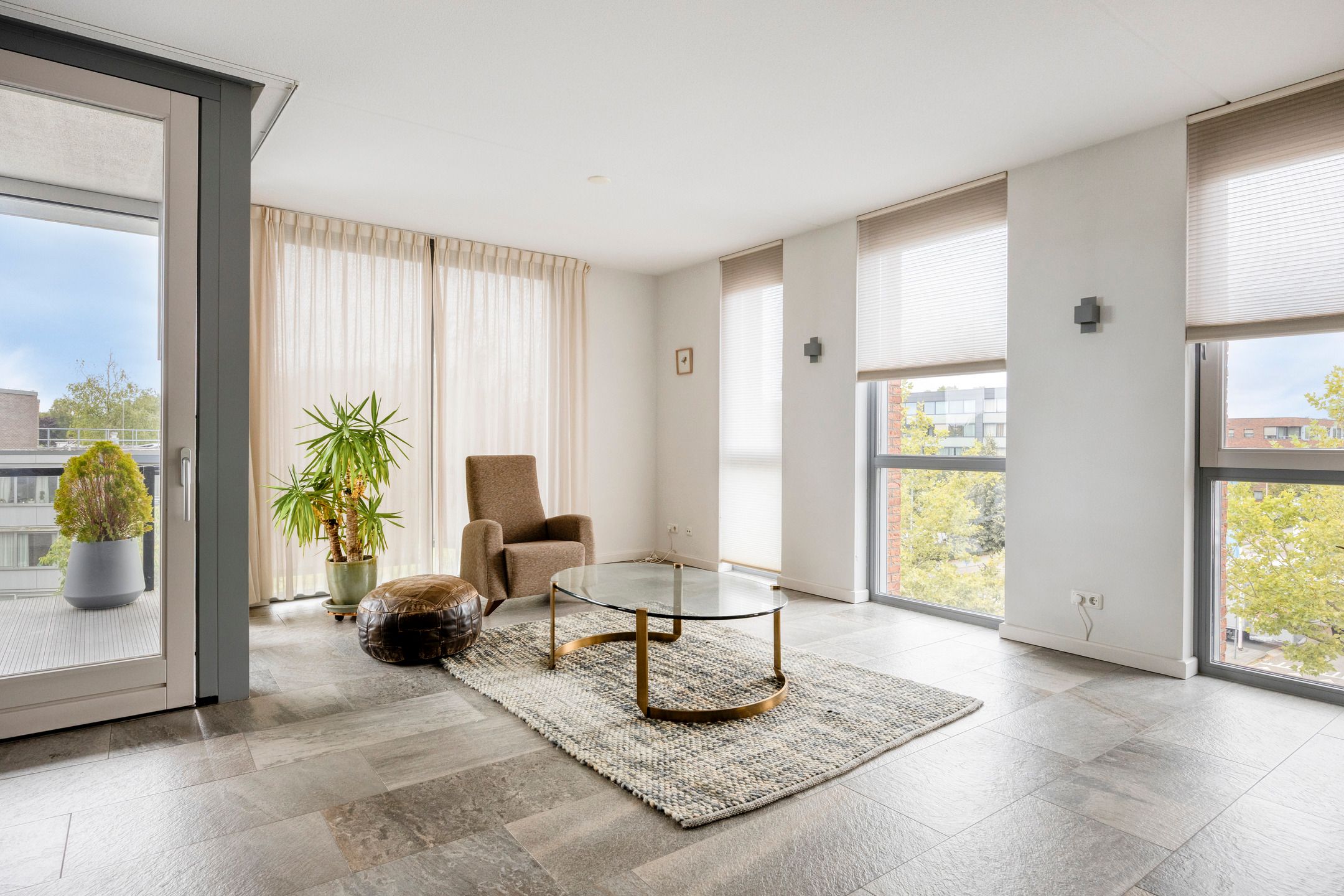 Foto 9 van Koningsschild 44