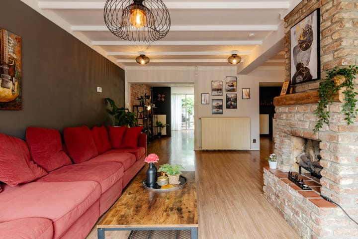 Foto 12 van Mgr. Paredisstraat 2