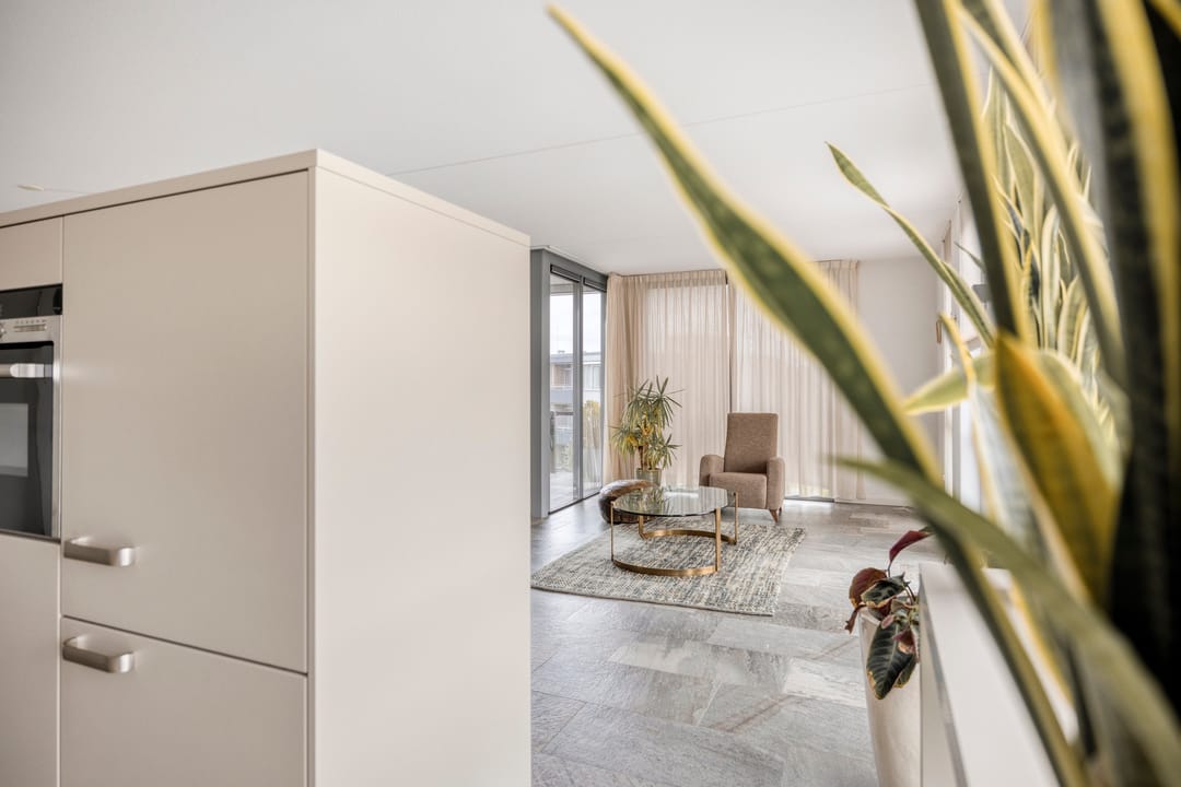 Foto 16 van Koningsschild 44