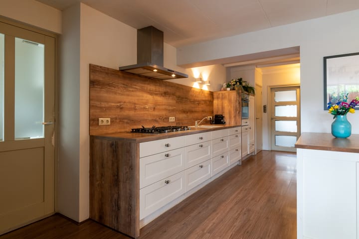 Foto 15 van Mgr. Paredisstraat 2