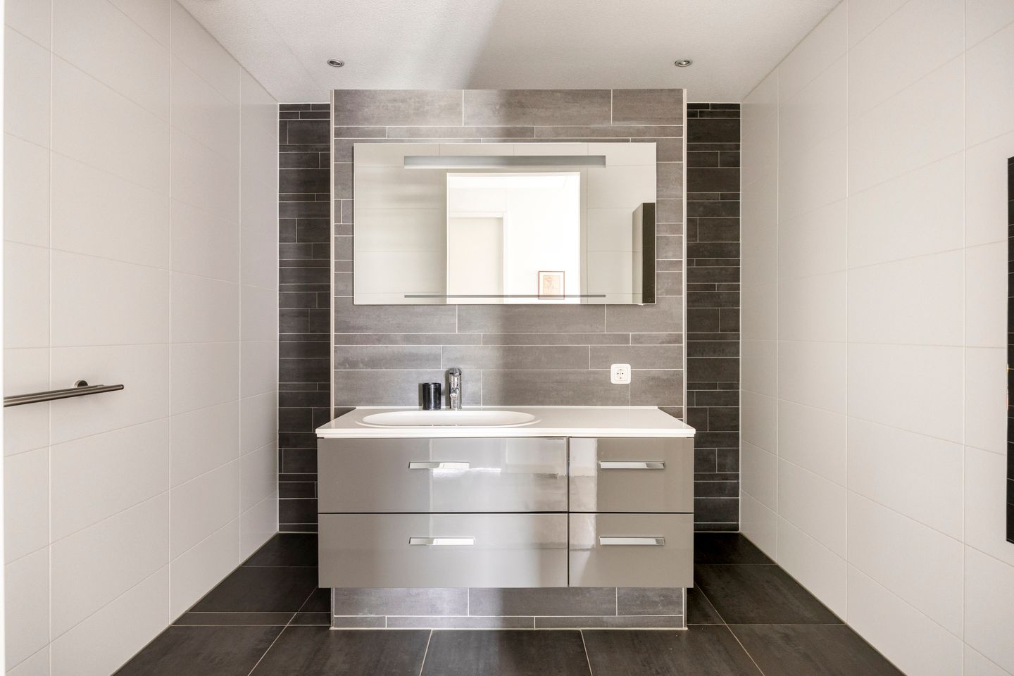 Foto 19 van Koningsschild 44