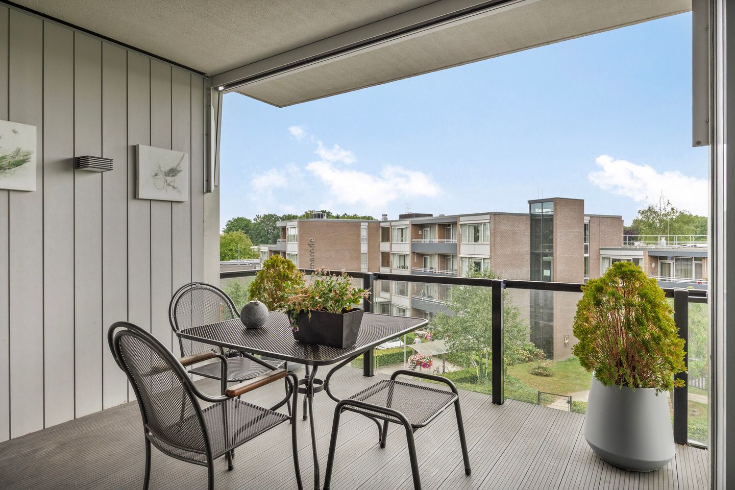 Foto 25 van Koningsschild 44