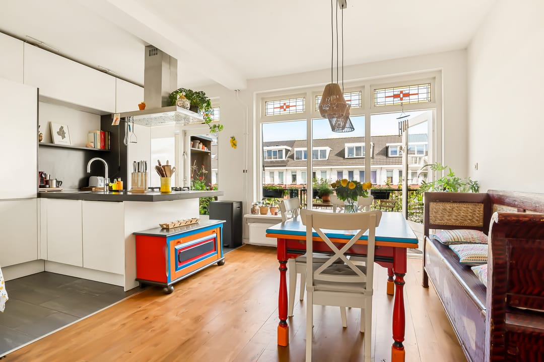 Photo 17 of Van Zeggelenstraat 108