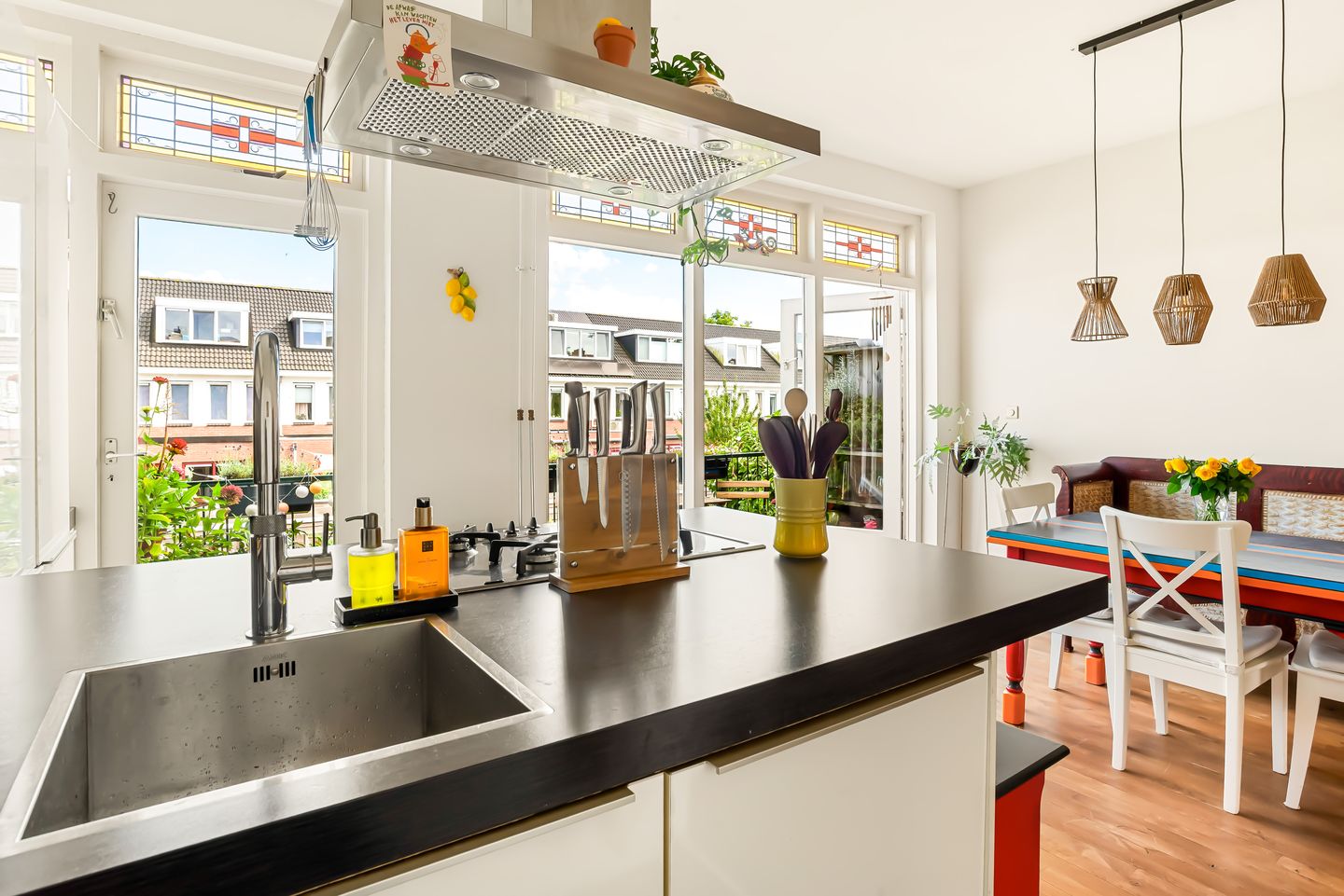 Photo 19 of Van Zeggelenstraat 108