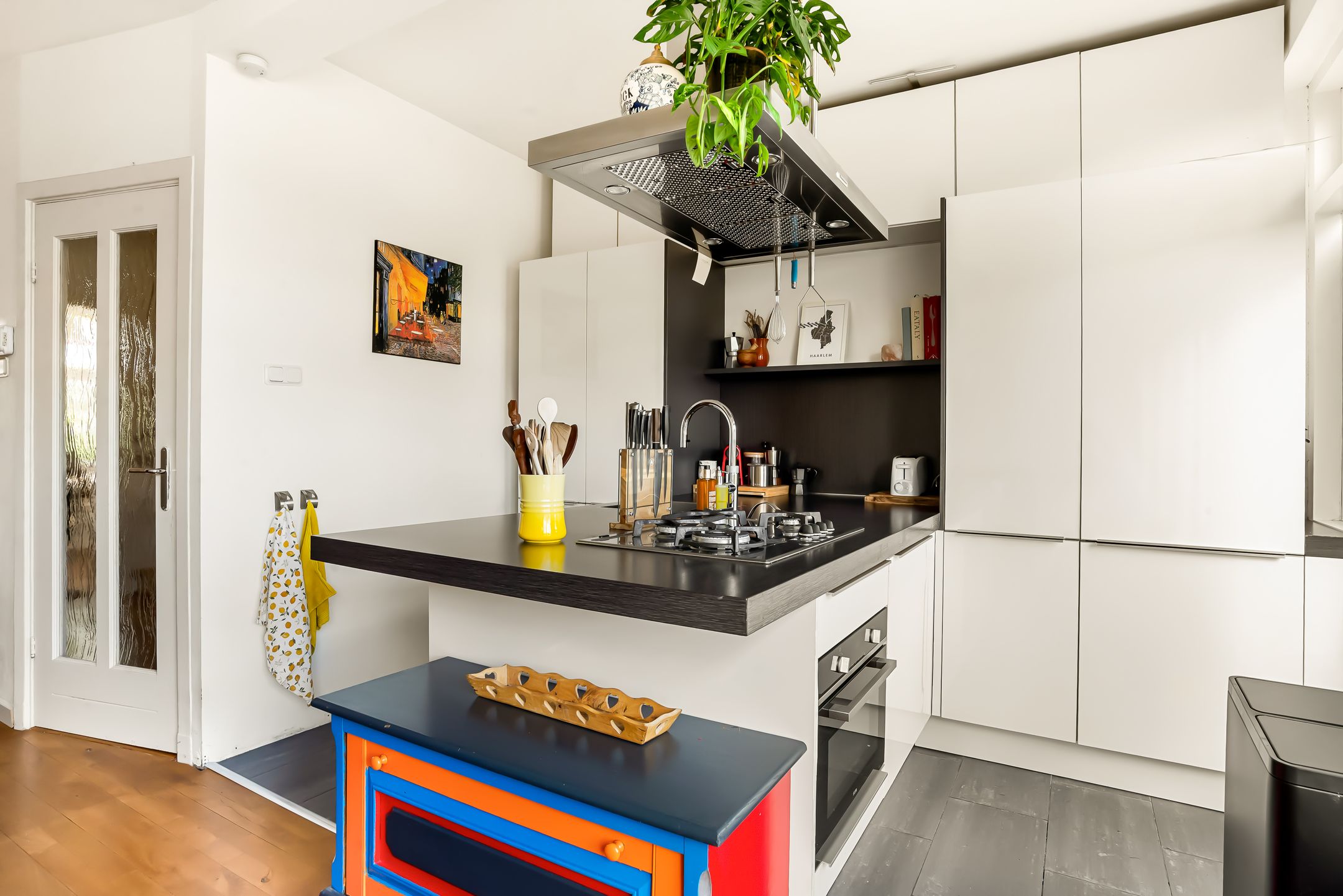 Photo 21 of Van Zeggelenstraat 108