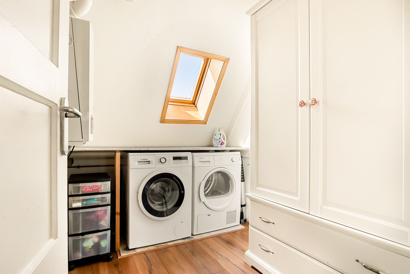 Photo 44 of Van Zeggelenstraat 108