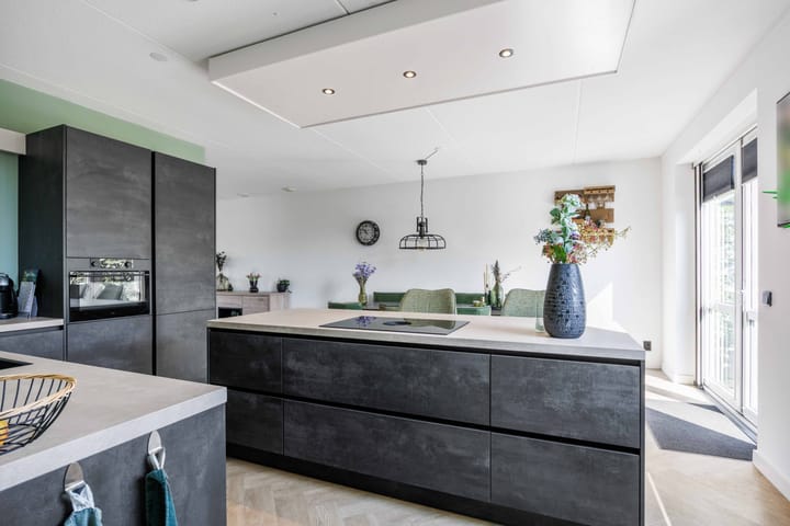 Foto 20 van K. ter Laanstraat 10