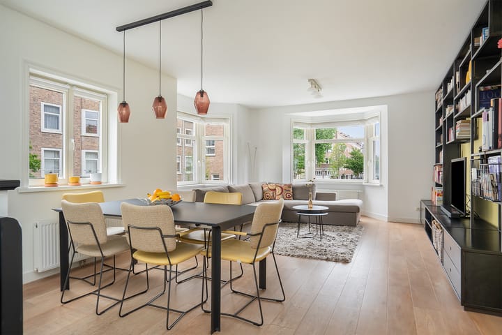 Photo 5 of Van Bossestraat 85-1