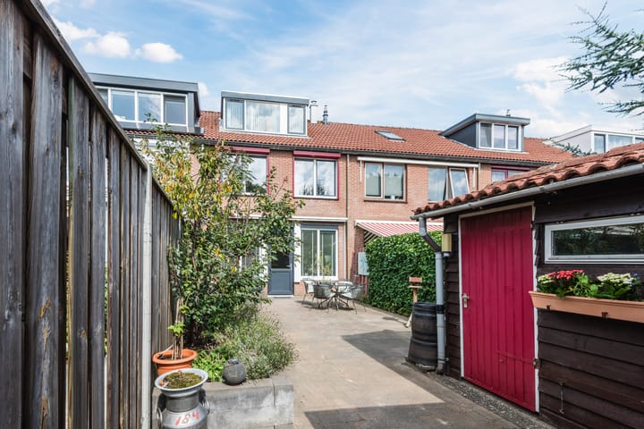 Foto 39 van Kamp 12 24