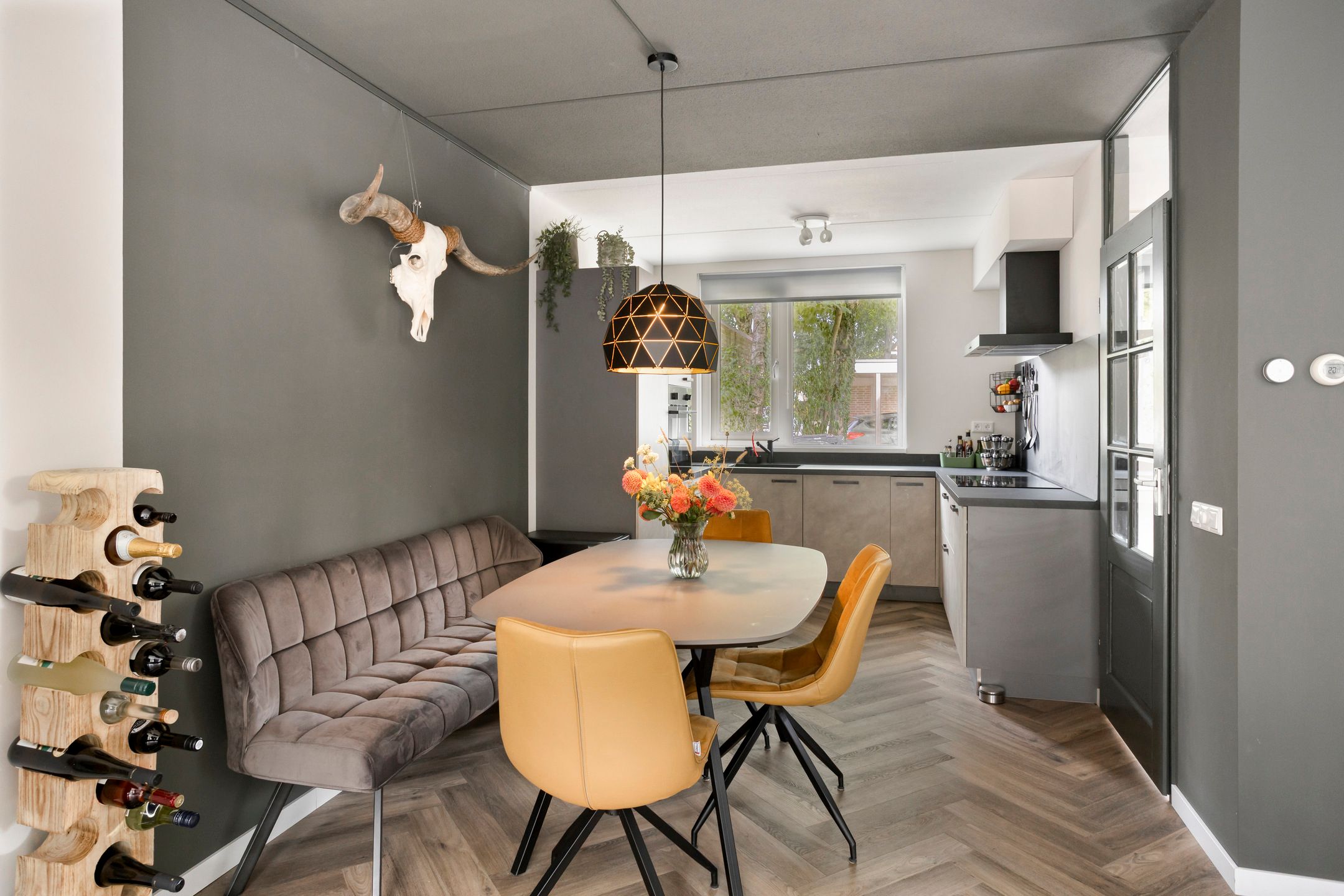 Foto 9 van Gijsbert van Oostveenstraat 17