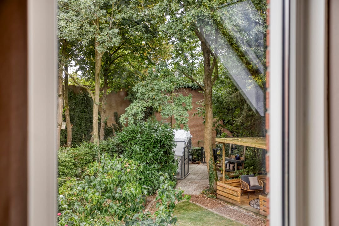 Foto 28 van Gijsbert van Oostveenstraat 17