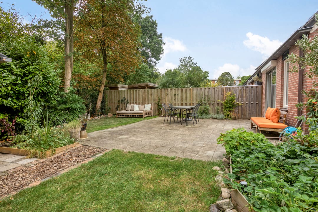 Foto 38 van Gijsbert van Oostveenstraat 17