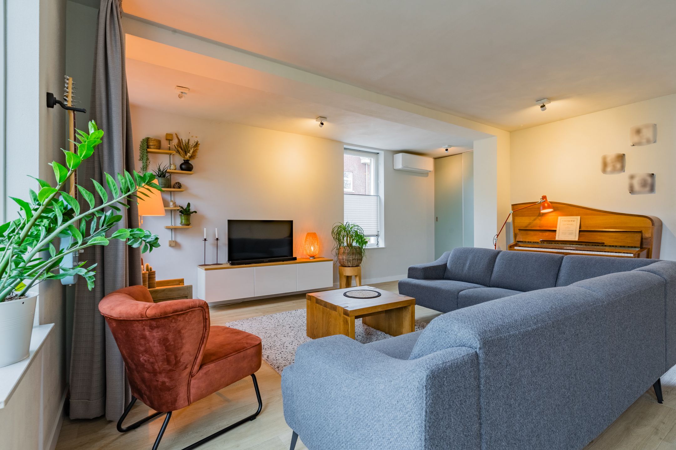 Foto 3 van Knikeind 2