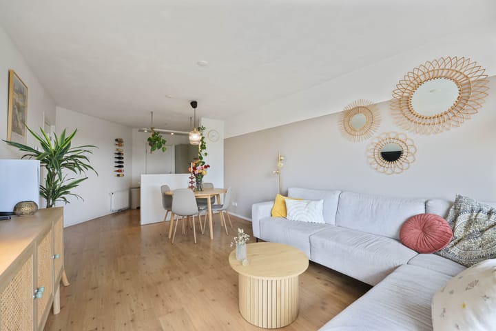 Photo 6 of Esdoornstraat 2-B