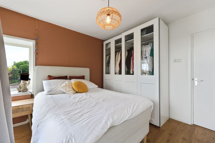 Photo 14 of Esdoornstraat 2-B