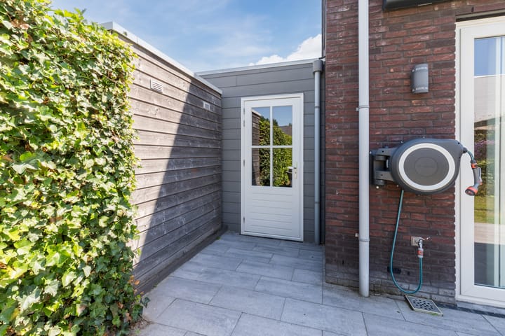 Foto 15 van Biezenbaan 7