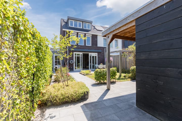 Foto 25 van Biezenbaan 7