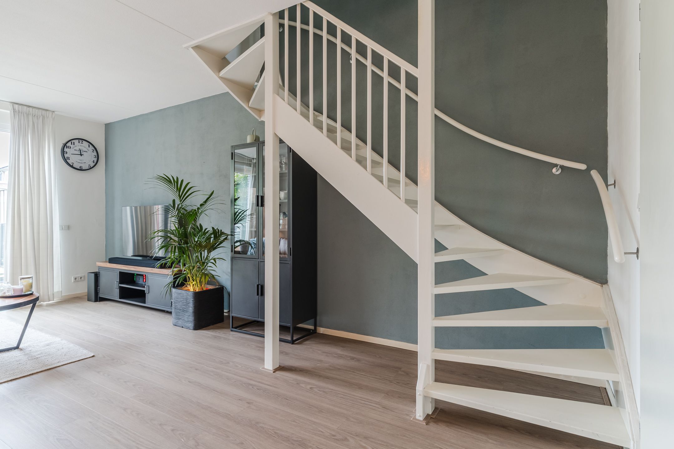 Foto 15 van Volmolenplein 2-A