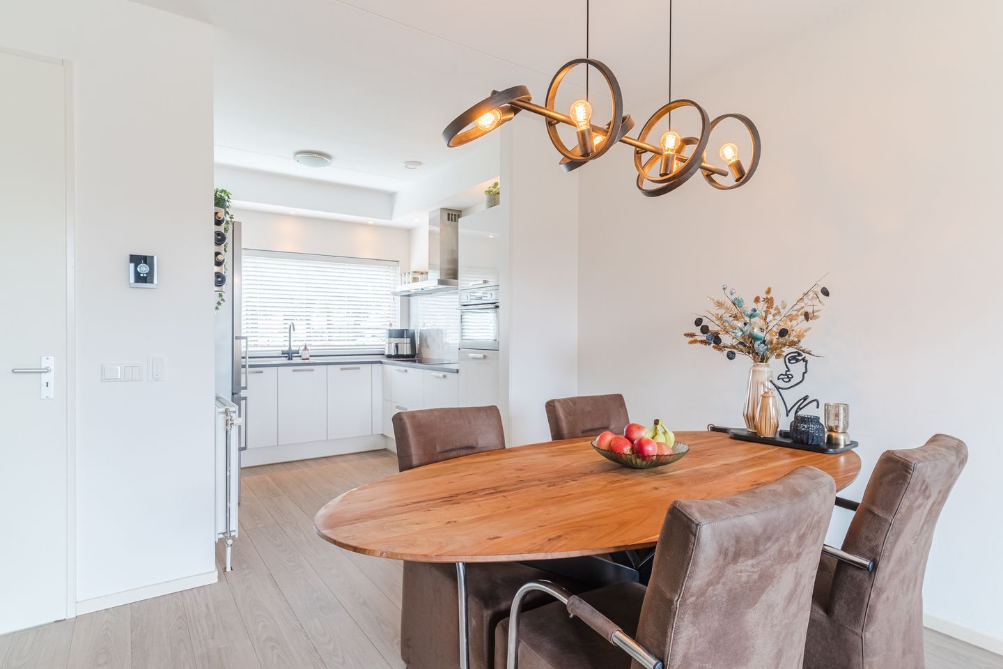 Foto 19 van Volmolenplein 2-A