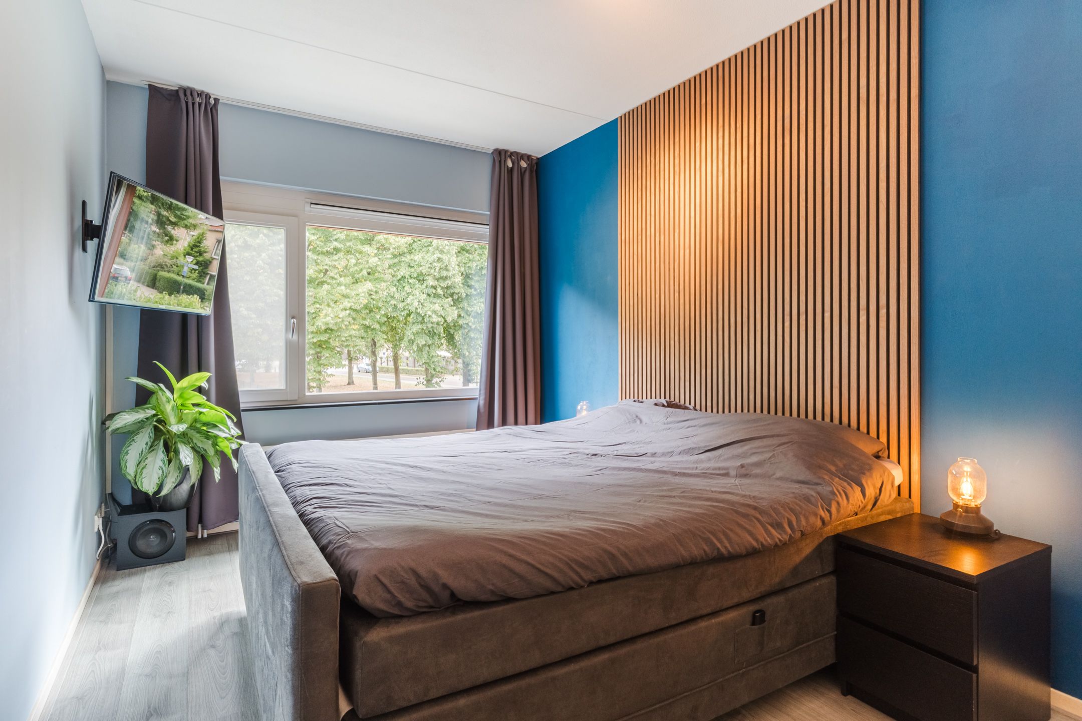 Foto 24 van Volmolenplein 2-A